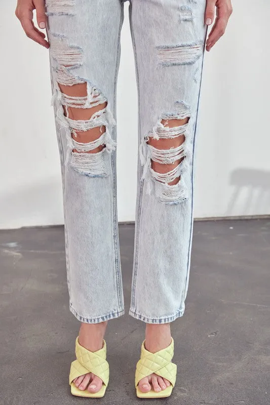 Brooke KanCan Ultra High Rise Light Wash 90's Boyfriend Jeans