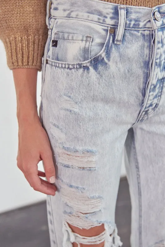 Brooke KanCan Ultra High Rise Light Wash 90's Boyfriend Jeans