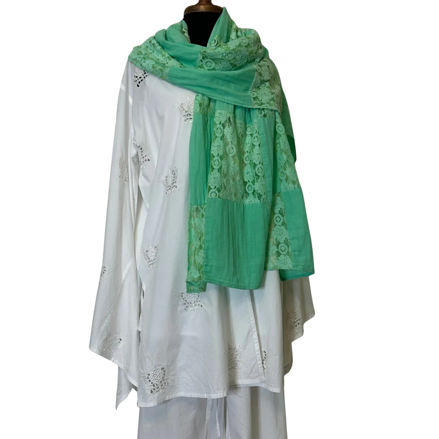 Lisa Luxurious Lace Shawl - Green