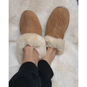 Minnetonka Moccasins Tan Sheep Skin Mule Slippers