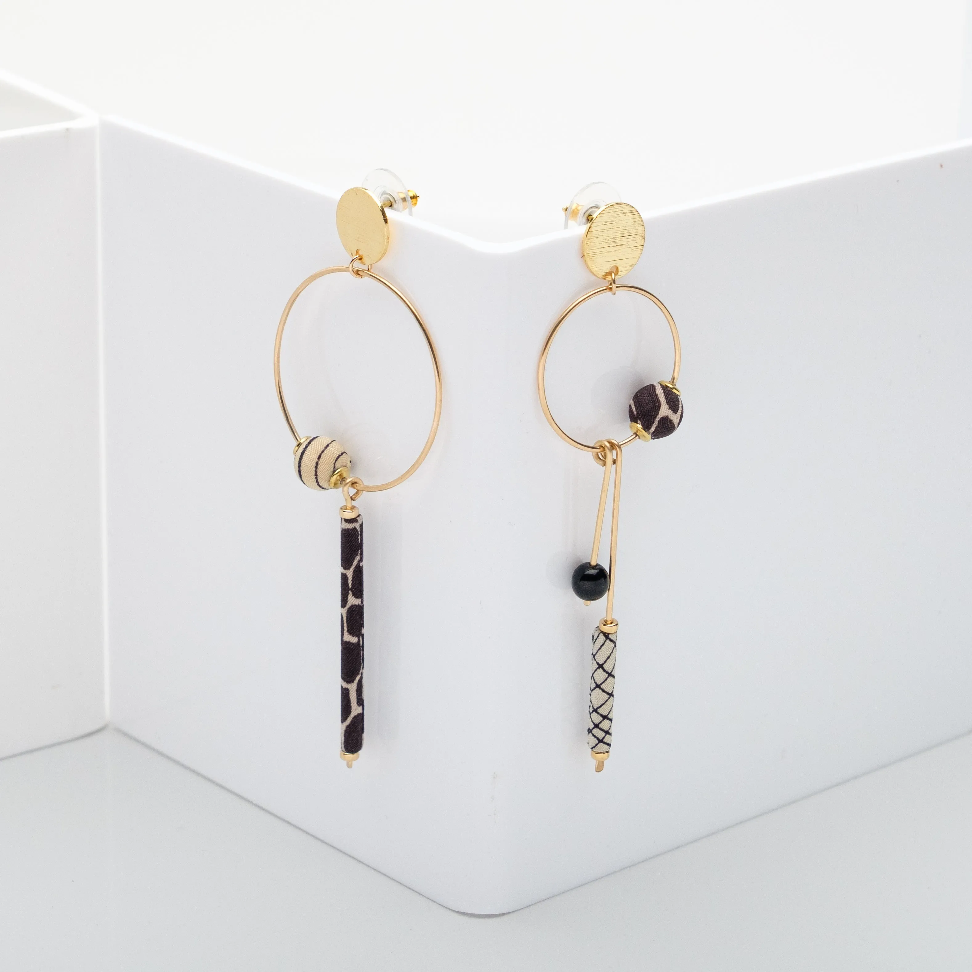 Miro Monochrome Earrings