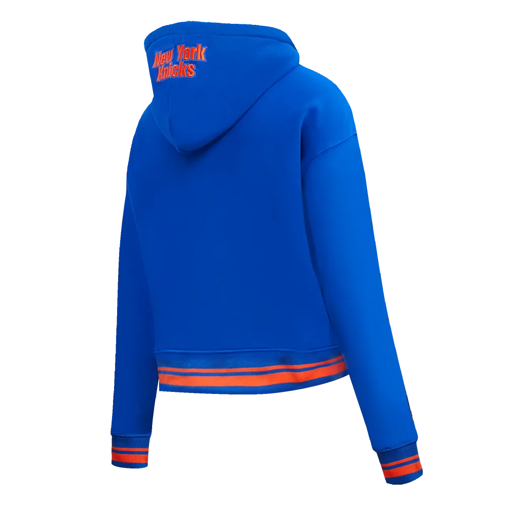 NBA NEW YORK KNICKS SCRIPT TAIL WOMEN'S RIB FLC CROPPED PO HOODIE (ROYAL/ORANGE/ROYAL)