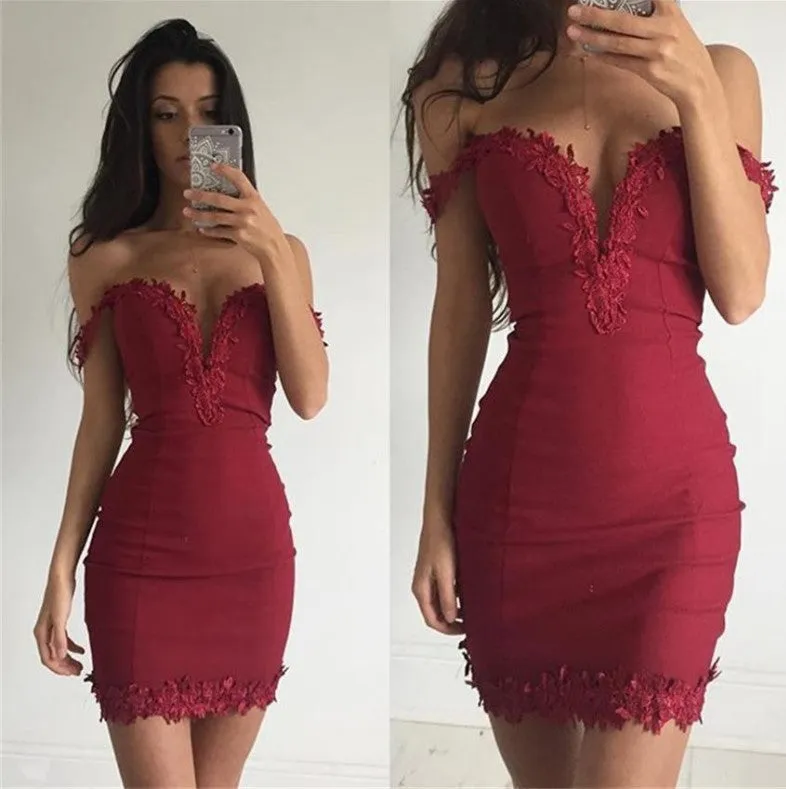 Popular Europe Trendy V-Neck Lace Slimming Sexy Pencil Dress Spaghetti Strap Cami Dress